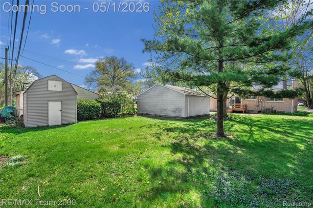 33622 Bock Street, Garden City, MI 48135