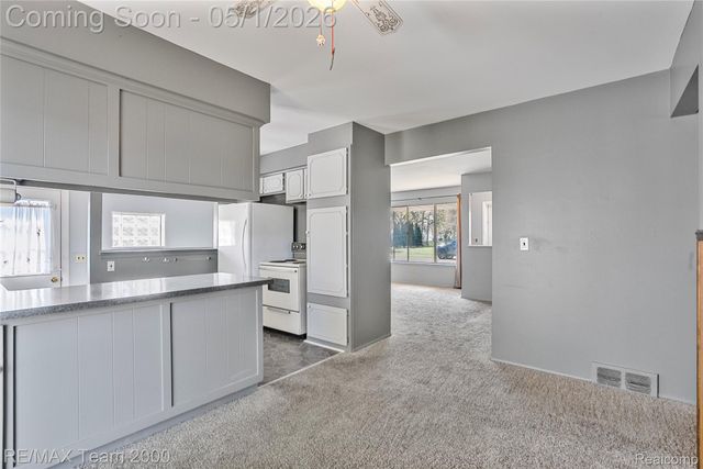 33622 Bock Street, Garden City, MI 48135