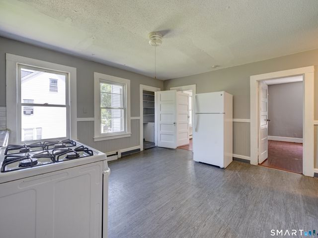 85-87 Spruce Street, Manchester, CT 06040