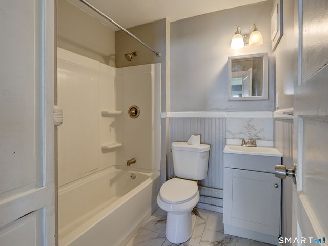85-87 Spruce Street, Manchester, CT 06040