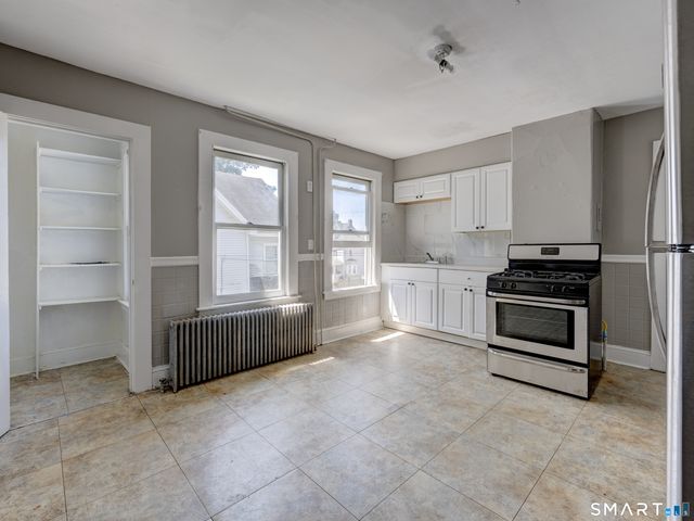 85-87 Spruce Street, Manchester, CT 06040