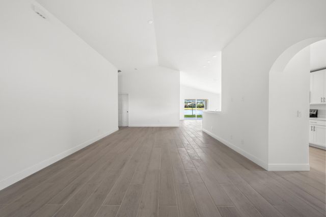 569 Dillard Drive SE, Palm Bay, FL 32909