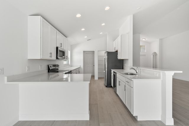 569 Dillard Drive SE, Palm Bay, FL 32909