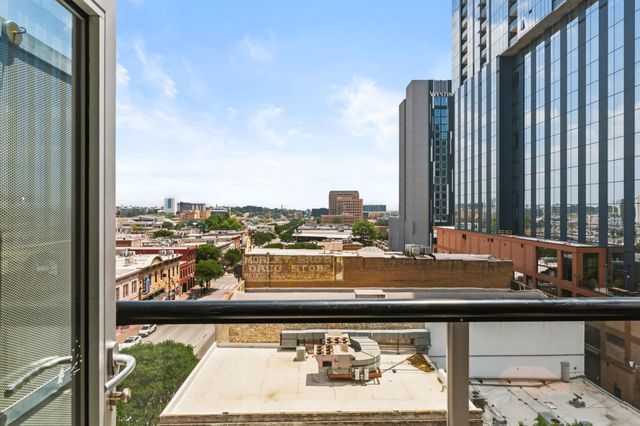 119 E 6th ST 703, Austin, TX 78701