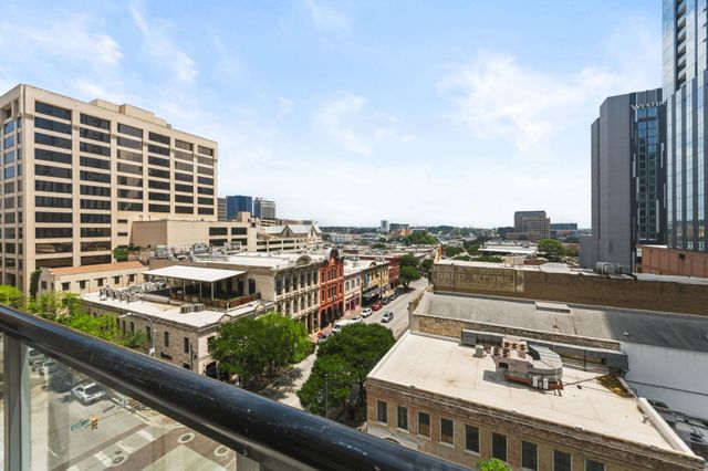 119 E 6th ST 703, Austin, TX 78701