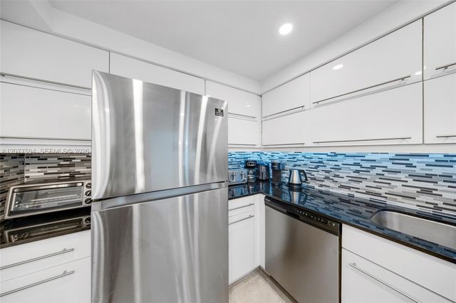 3901 S Ocean Drive 9J, Hollywood, FL 33019