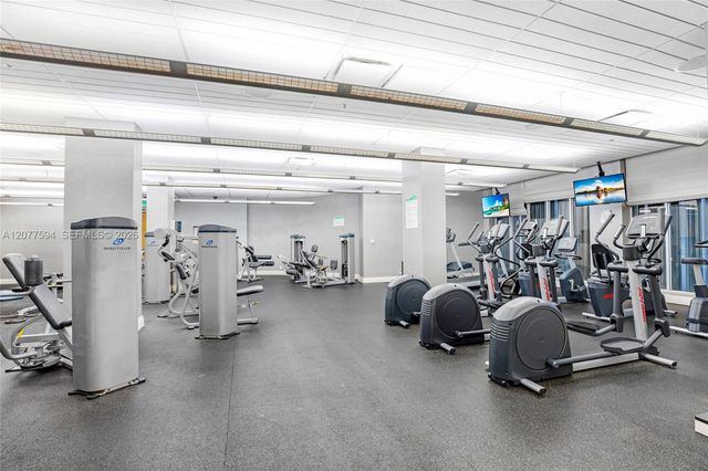 3901 S Ocean Drive 9J, Hollywood, FL 33019