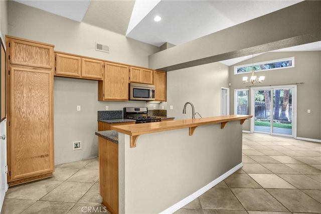 7741 Morningside, Highland, CA 92346