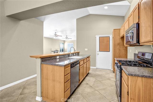 7741 Morningside, Highland, CA 92346