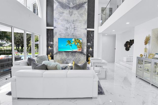 2578 NW 63rd Lane, Boca Raton, FL 33496