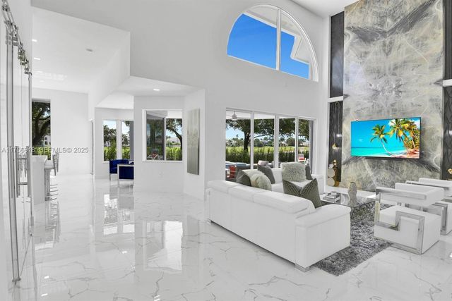 2578 NW 63rd Lane, Boca Raton, FL 33496