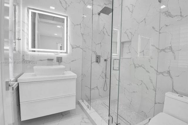 2578 NW 63rd Lane, Boca Raton, FL 33496