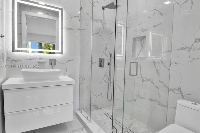 2578 NW 63rd Lane, Boca Raton, FL 33496