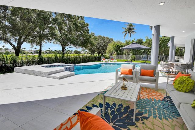 2578 NW 63rd Lane, Boca Raton, FL 33496
