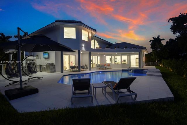 2578 NW 63rd Lane, Boca Raton, FL 33496