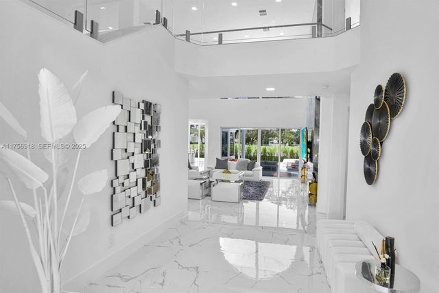 2578 NW 63rd Lane, Boca Raton, FL 33496