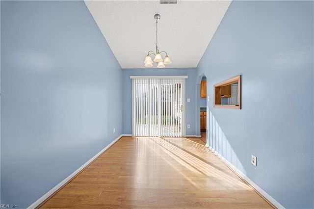 1801 Cougar CT, Virginia Beach, VA 23456