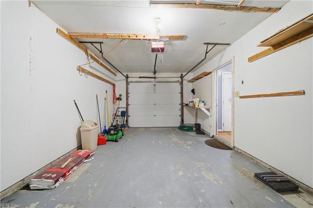 1801 Cougar CT, Virginia Beach, VA 23456