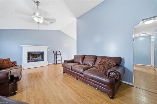 1801 Cougar CT, Virginia Beach, VA 23456