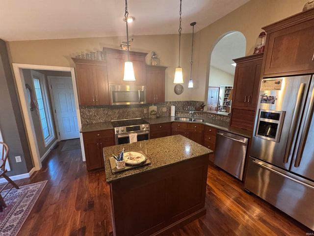 6125 Tamerlane Drive, South Bend, IN 46614