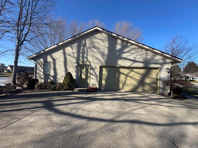 6125 Tamerlane Drive, South Bend, IN 46614