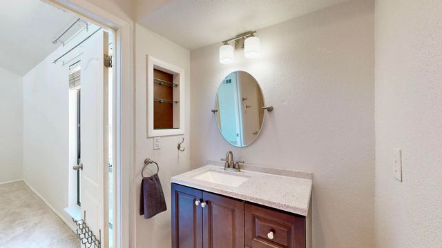 1601 Pennsylvania Street NE K-01, Albuquerque, NM 87110