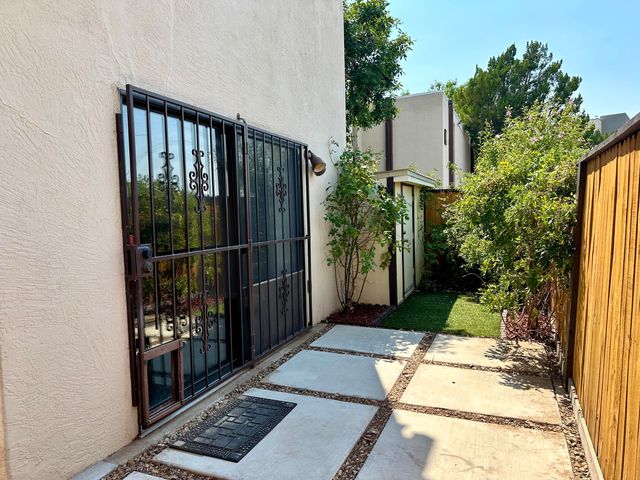 1601 Pennsylvania Street NE K-01, Albuquerque, NM 87110