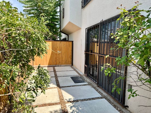 1601 Pennsylvania Street NE K-01, Albuquerque, NM 87110