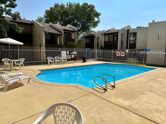 1601 Pennsylvania Street NE K-01, Albuquerque, NM 87110