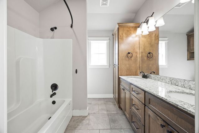 1052 Hampton Street, Tontitown, AR 72762