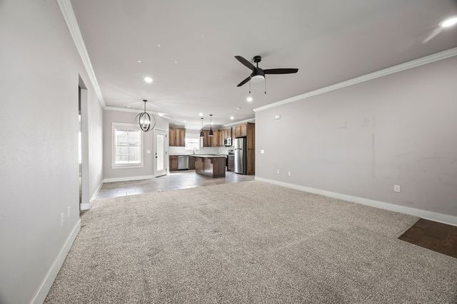 1052 Hampton Street, Tontitown, AR 72762