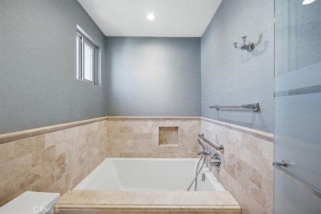 2302 Harriman Lane, Redondo Beach, CA 90278