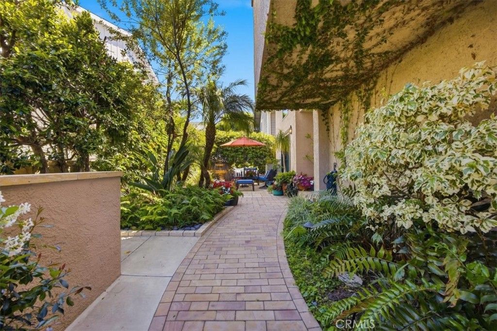 2302 Harriman Lane, Redondo Beach, CA 90278