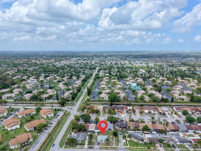 5669 S 35th Court, Greenacres, FL 33463
