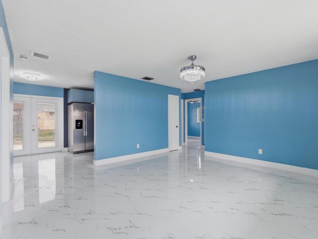 5669 S 35th Court, Greenacres, FL 33463