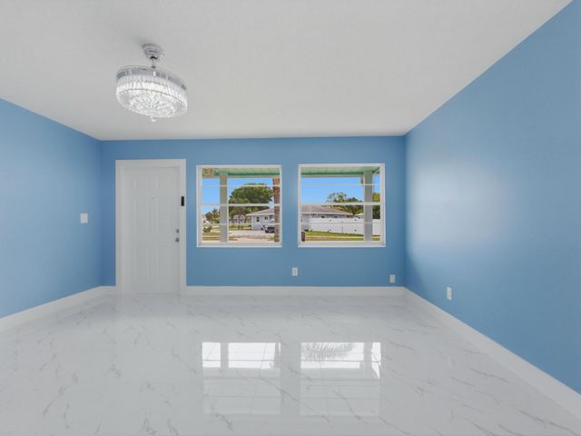 5669 S 35th Court, Greenacres, FL 33463