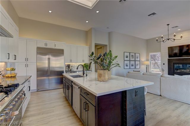 2117 Boundary Oak Drive, Las Vegas, NV 89134