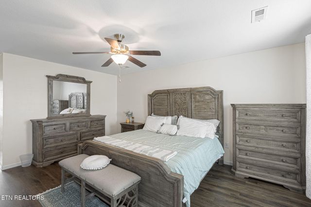 2208 Clover Vine Rd, Knoxville, TN 37931