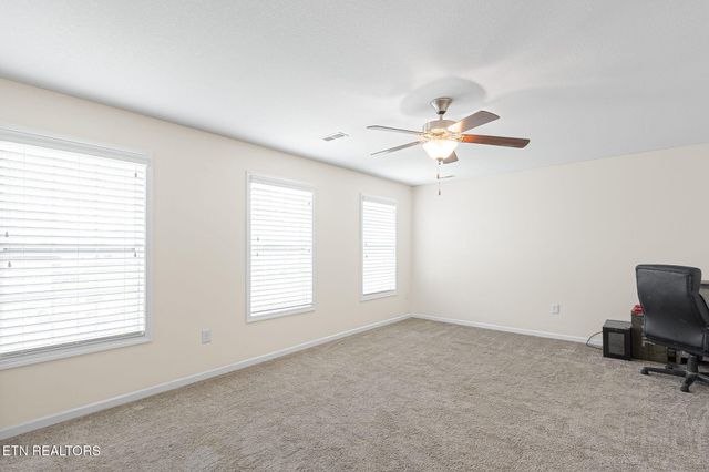 2208 Clover Vine Rd, Knoxville, TN 37931