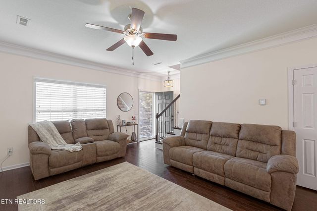 2208 Clover Vine Rd, Knoxville, TN 37931