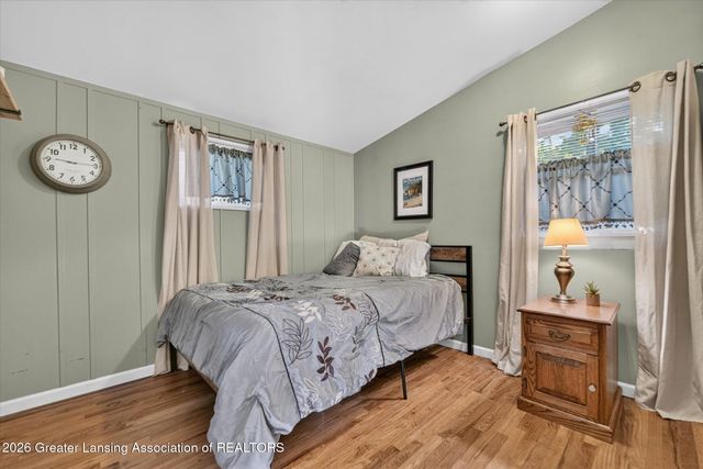 2427 Mark Avenue, Lansing, MI 48912