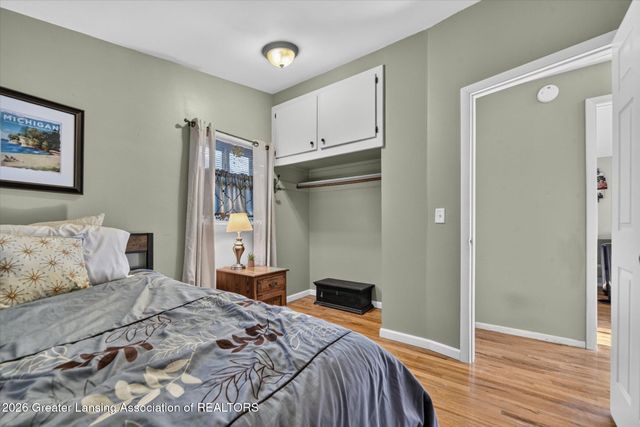 2427 Mark Avenue, Lansing, MI 48912