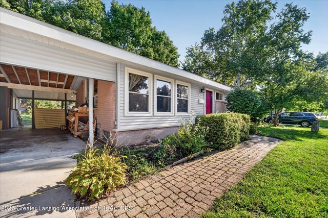 2427 Mark Avenue, Lansing, MI 48912