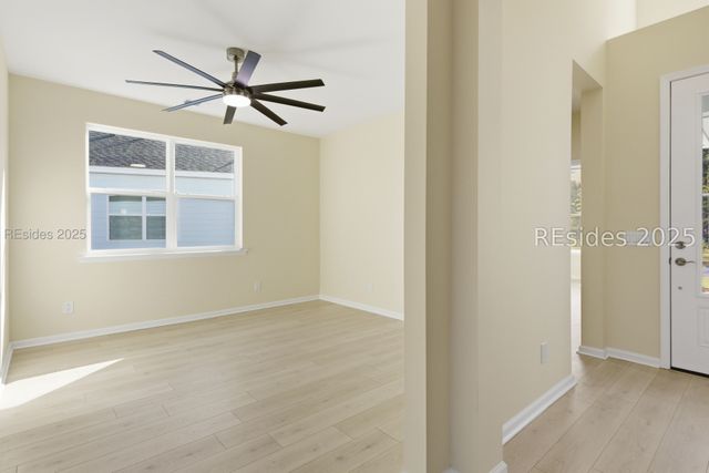 90 Fins Right Ln, Hardeeville, SC 29927