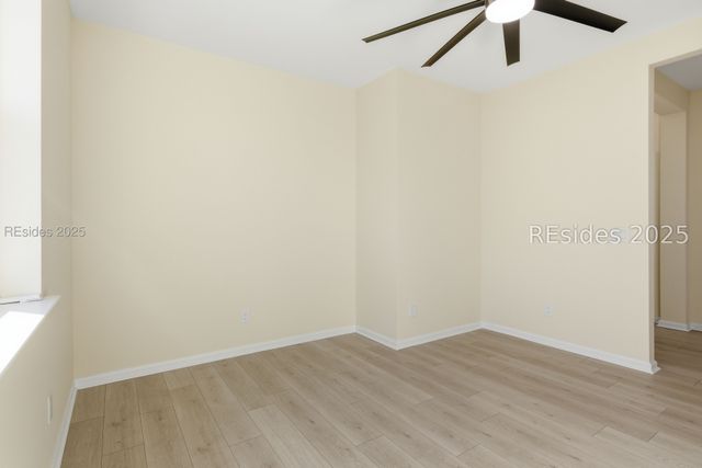 90 Fins Right Ln, Hardeeville, SC 29927