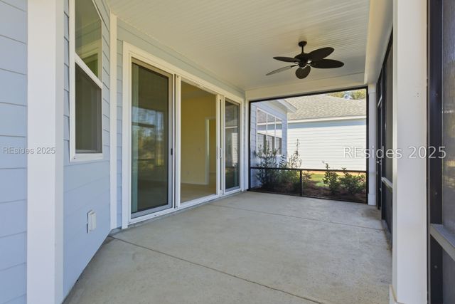 90 Fins Right Ln, Hardeeville, SC 29927