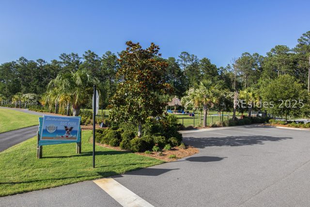 90 Fins Right Ln, Hardeeville, SC 29927