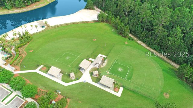 90 Fins Right Ln, Hardeeville, SC 29927