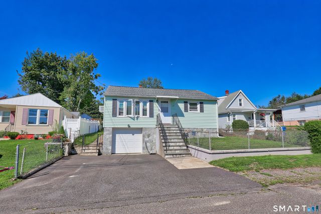 88 Carver Street, Waterbury, CT 06708