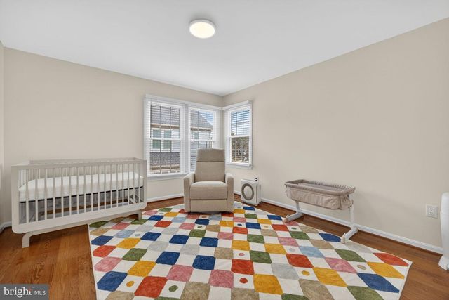 5812 STONE CREEK DR, Centreville, VA 20120